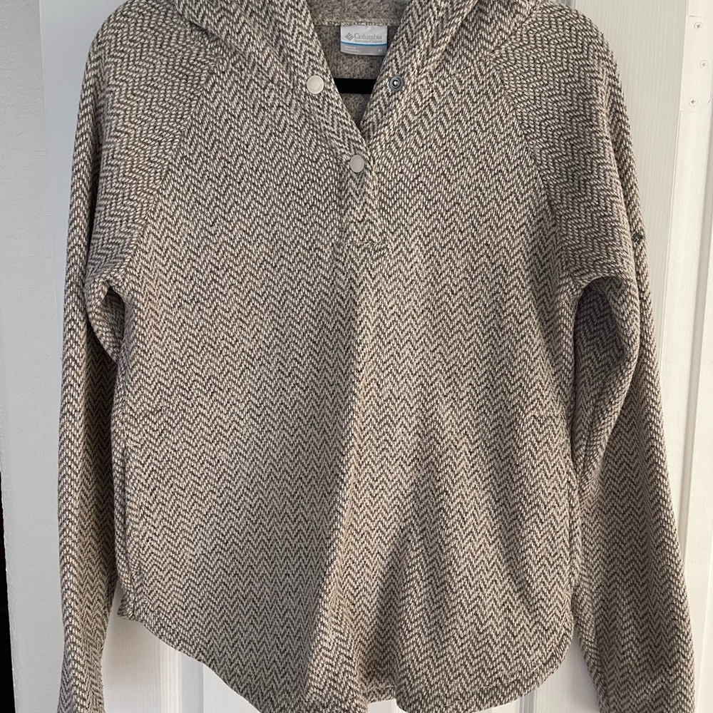 Columbia Gray Cowl Neck Sweater with Textured Knit